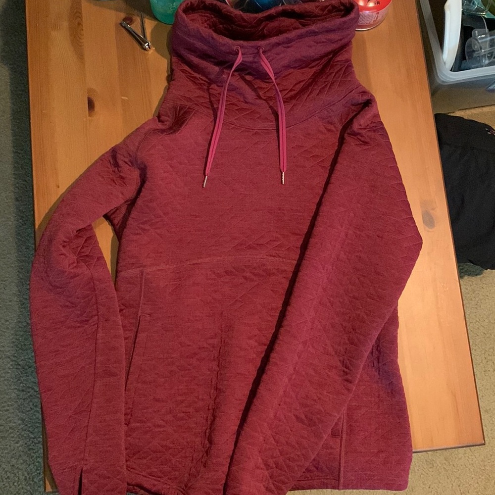 Medium marmot hoodless sweatshirt!